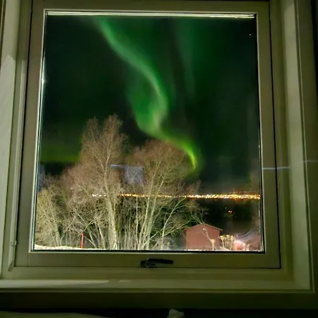 펜션 Cozy House In Tromso - Near City Center, Ideal For Families & Groups 트롬쇠