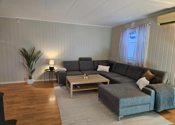 Koselig Hus Med Sentral Beliggenhet I Casa de Férias